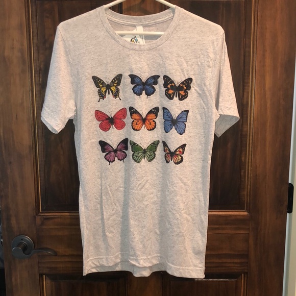 NWT- Bella Canvas butterfly graphic tee, size small - Picture 1 of 6